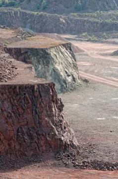 View into a quarry mine. Foto stock