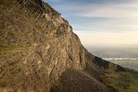 View of Radobyl basalt rock formation in Czech Republic Foto stock