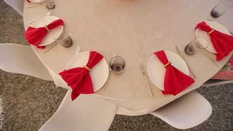 View of the restaurant table from above. 库存影片 334772246