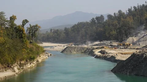 View of a river construction site, Nepal. Vídeo Stock 335603423