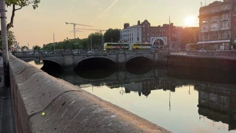View of the River Liffey at sunset in Dublin Video stock 311769947