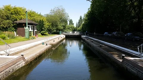 View of a river lock in England on the River Thames, 4K Stock Footage 111465288