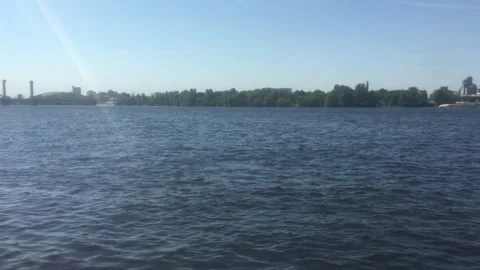 View of the river with a park on the shore Stock-Footage 299738554