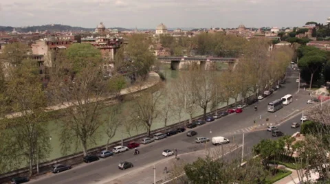 View of Rome, river Tiber, traffic Video stock 61199035