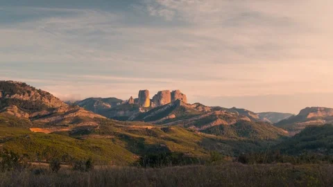 View of Roques de Benet during sunset in Parc National dels Ports, San Stockbeeldmateriaal 284723909