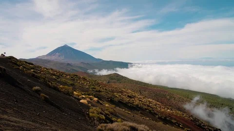 View of rough volcanic landscape on top of Pico del Teide , Tenerife, Spain 스톡 동영상 83956478