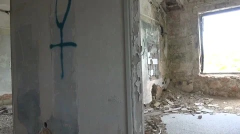 View from a Ruined Room Vidéo 63306119
