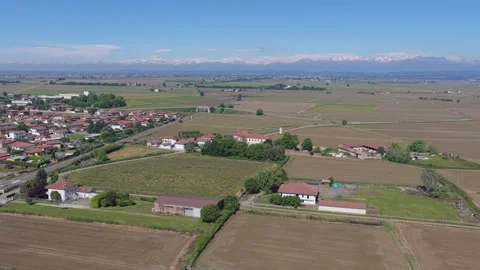 View of rural houses and fields in San Germano Vercellese, Italy. Stock Footage 335763654