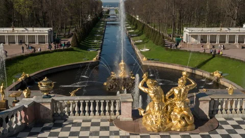 View of the Samson fountain with the Stock Footage 147077419