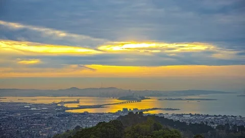 View of San Francisco Bay at sunset, United States. Видео 341454655