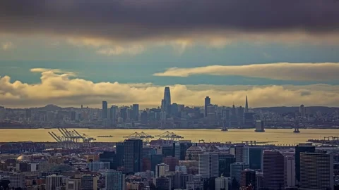 View of the San Francisco skyline at sunset, United States. Stock-Footage 341454812