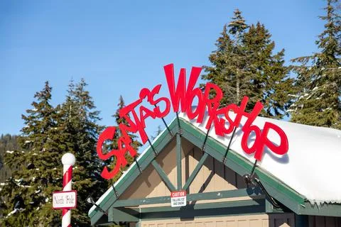 A view of Santas Workshop building at the Peak of Vancouver Stock Photos