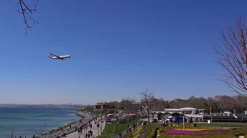 View of the sea coast in the Floria area on a holiday, Istanbul, Turkey Video stock 80471669
