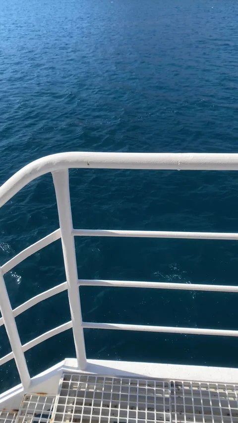 A view of the sea from a ship. Vertical video Stock-Footage 287234620