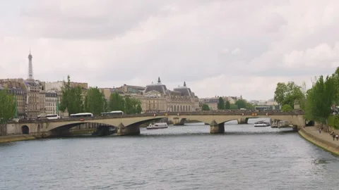 View of the Seine River, the Pont du Carrousel bridge and the Eiffel Tower. Stock Footage 310191529