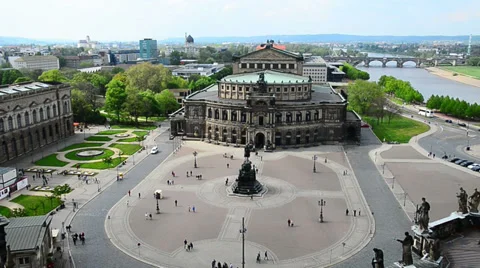 View to the Semperoper in Dresden Stock Footage 37719408