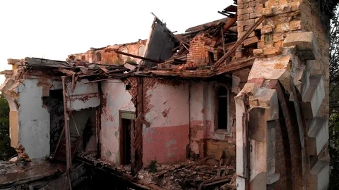 View from the sky on abandoned old building on twilight sky, close-up Video stock 89539218