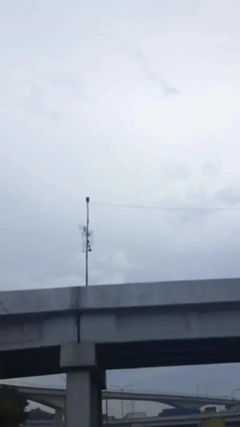 The view of the sky on the expressway in the evening Stock Footage 214191986