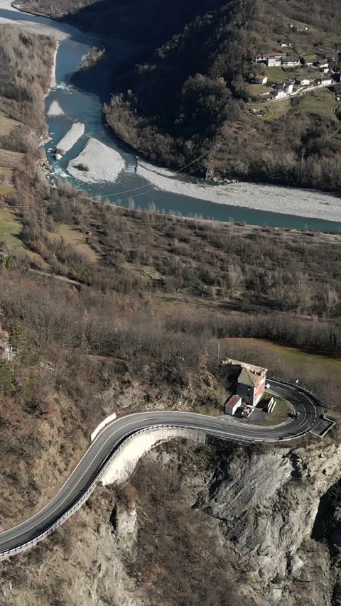View from the sky of a road between mountains Video stock 273509228