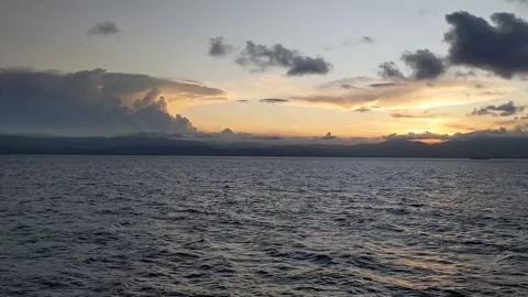View of the sky seen from the middle of the ocean 库存影片 287739939