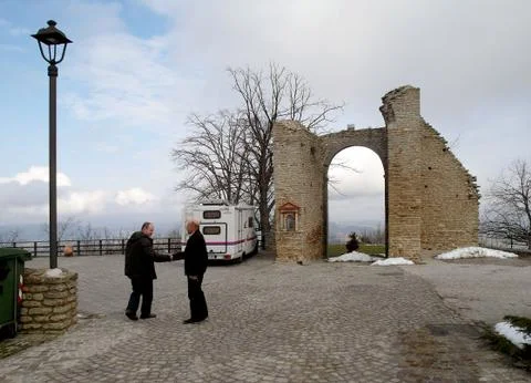 View of Smerillo with two men Foto stock