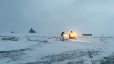 View from the snowmobile at speed. Red sun at sunset 스톡 동영상 249390540