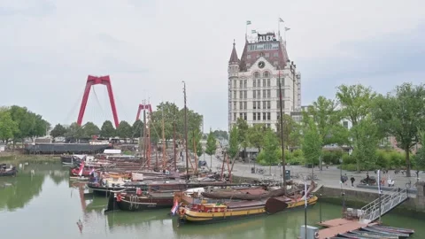 View of the so called Oude Haven Area, a small port in Rotterdam Video stock 318883923
