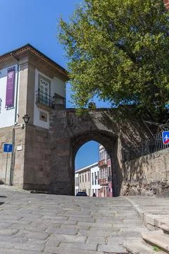 View at the Soar Gate or Melos arch (Porta do Soar ou Arco dos Melos) Foto stock