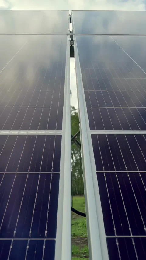 View of solar panels in Latvia. Vídeo Stock 339900876