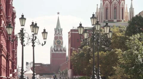 View of the Spasskaya tower  facing the Red square Stock Footage 52923969