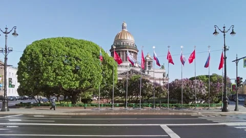View of St Isaac Cathedral in sunny day. Stock Footage 155765406