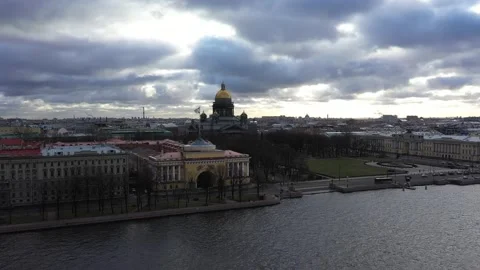 View of St. Isaac's cathedral Stock Footage 169394252