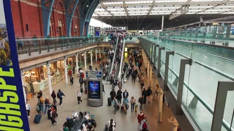 View of St Pancras station concourse shot from the upper level Stock Footage 331850123