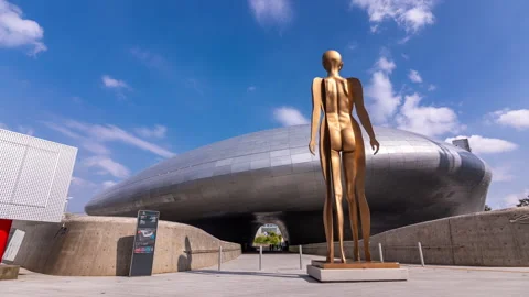 View of the statue The Birth of a Heroine in front of the famous DDP building Stock Footage 288338043