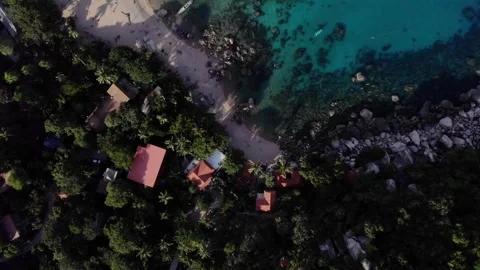 View straight down on Koh Tao Thailand Island Vidéo 260305531