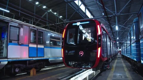 View of subway train with name of station belorusskaya in both enlish and Stock Footage 202049210
