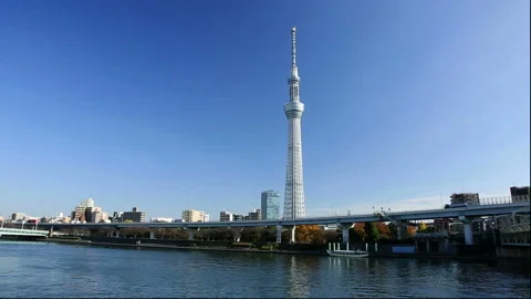 View of the Sumida River and Tokyo Skytree from Asakusa 스톡 동영상 332428311
