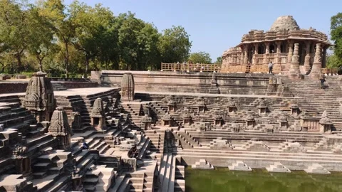 View of the Sun Temple in Modhera, Gujarat, India Stockbeeldmateriaal 133001099