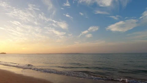 View of the sunset at the beach at Bet Dwarka in Gujarat, India. Summer holiday  Stockbeeldmateriaal 150724363