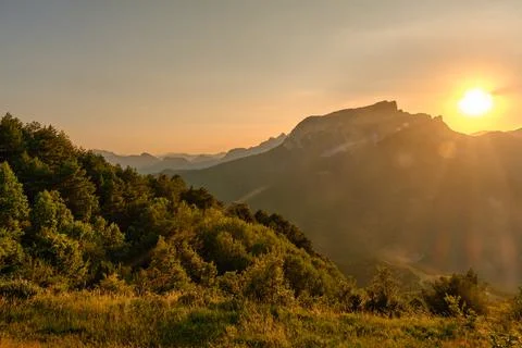 View of the sunset in the mountains Foto stock