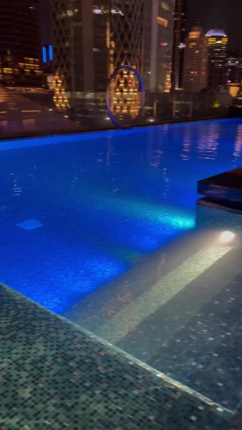 The view of the swimming pool on the top of the building Video stock 206730418
