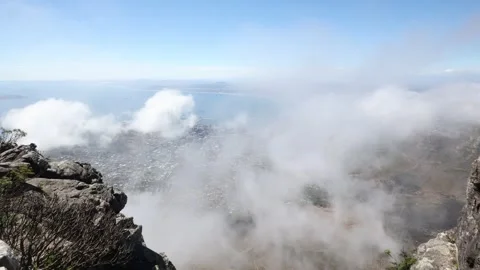 The view from Table mountain Vídeos de archivo 334572220
