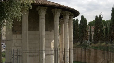 View of Tempio di Ercole Vincitore in Piazza della Bocca della Verita, Rome Stock Footage 60042159