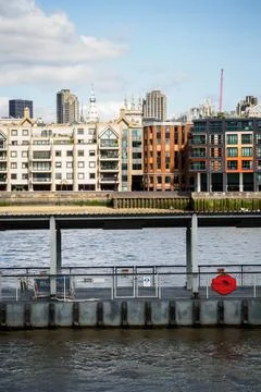 View on the Thames river from one side to the other in London Stock Photos