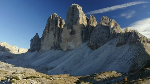 View of the Three Peaks  of Lavaredo Mountains at afternoon Stockbeeldmateriaal 128961635