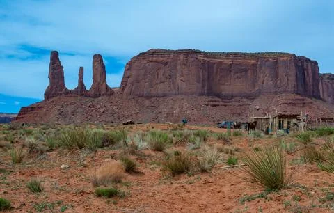 View of the Three Sisters red rocks In Monument Valley, Navajo Nation,  Ari.. Foto stock