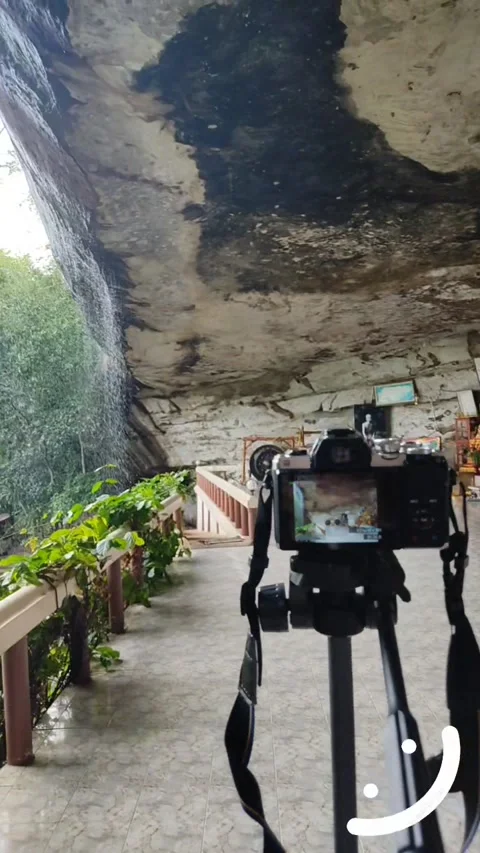 View through the camera and from the eyes Video stock 194950726