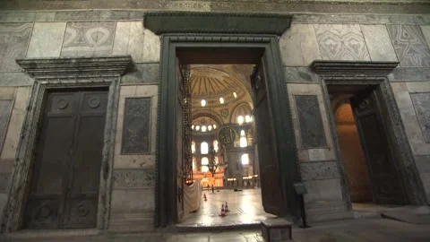 View Through Imperial Gate in Hagia Sofia, Istanbul, Turkey Video stock 328111754