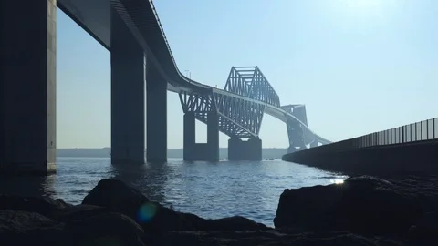 View of Tokyo Gate Bridge on a Winter afternoon, Tokyo, Japan Vidéo 87315722