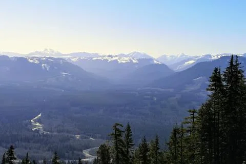 A view from the top of a mountain range Foto stock